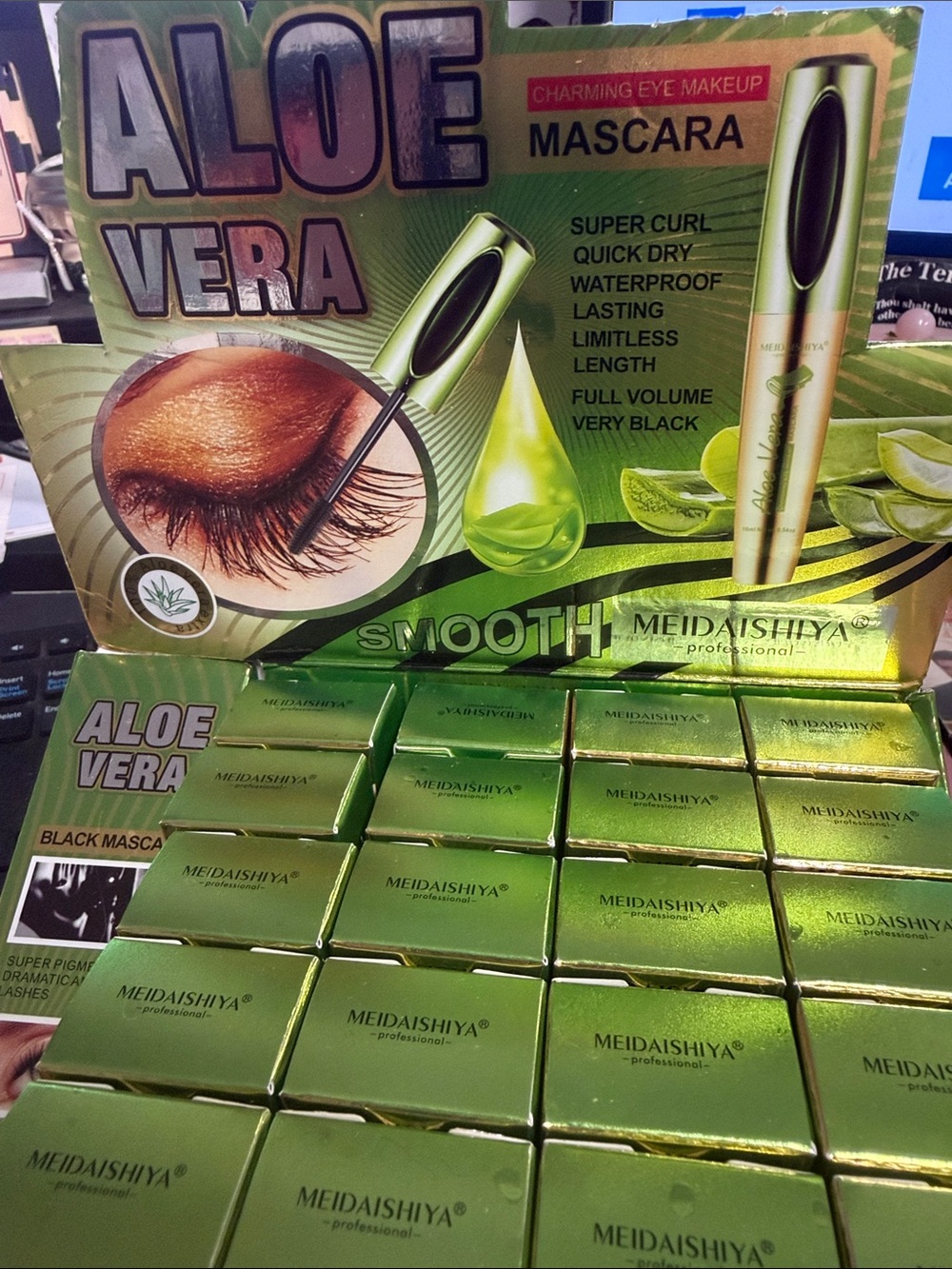 21 tubes of Meidaishiya Aloe Vera Black Mascara - Smooth Volume & Waterproof